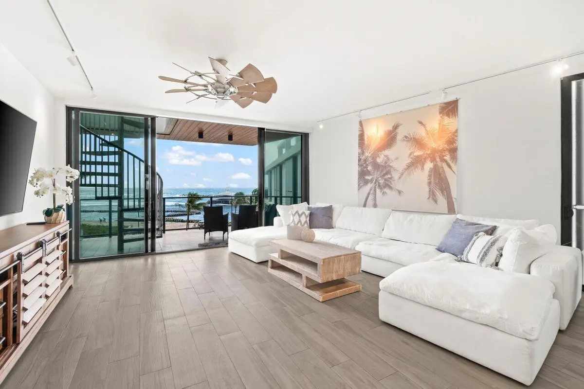 008-106InletWay-304-PalmBeachShores-FL-3 at 106 Inlet Way 304, Palm Beach Shores