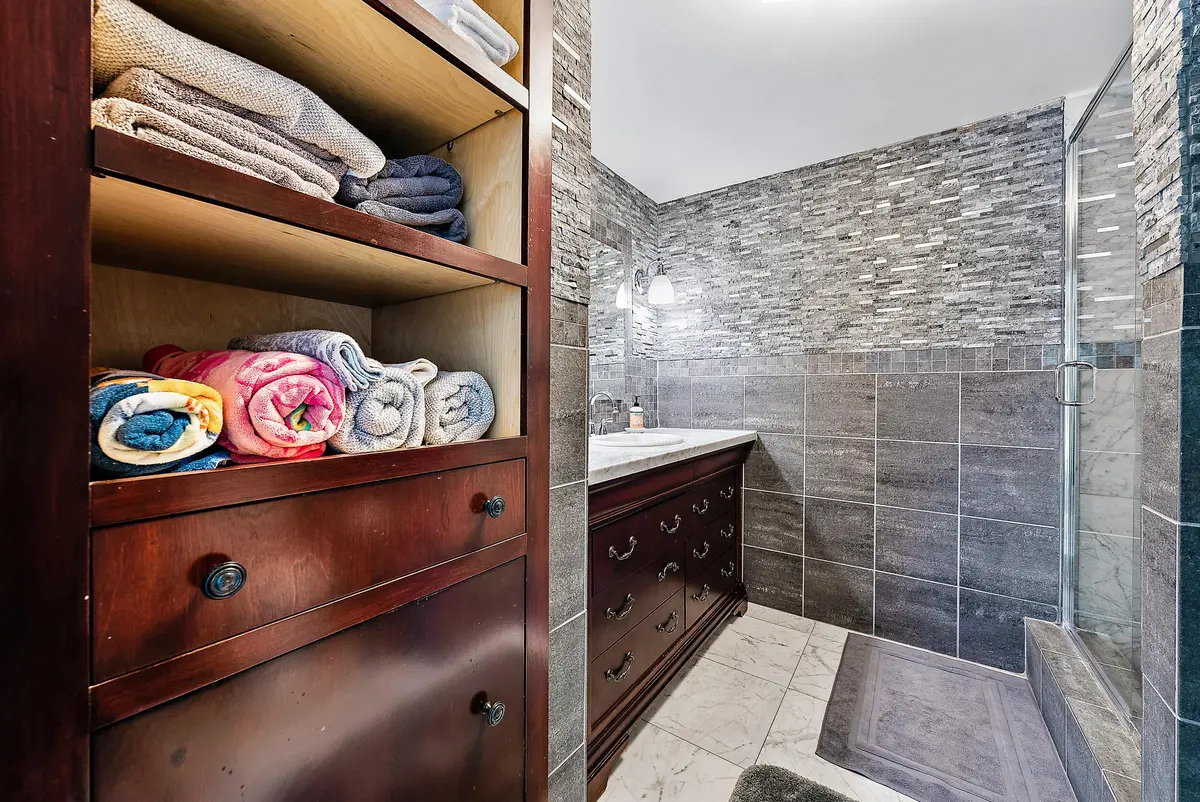 250 Bradley Pl Unit 308 MLS-5 at 250 Bradley Place 308, Palm Beach