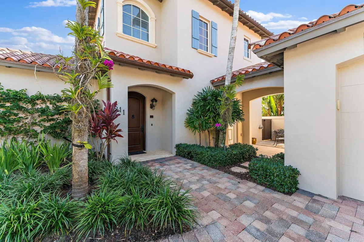 SUNSET PATIO at 611 White Pelican Way, Jupiter