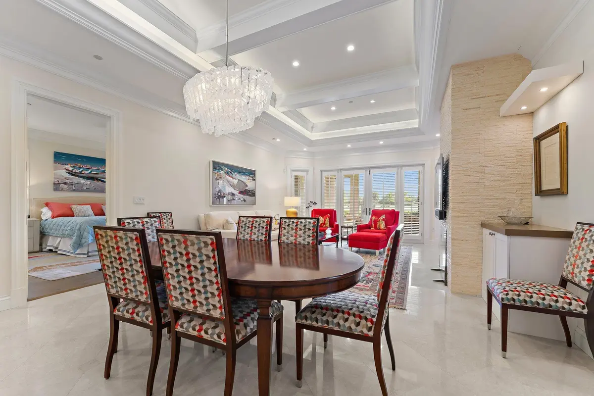 DINING AREA at 611 White Pelican Way, Jupiter