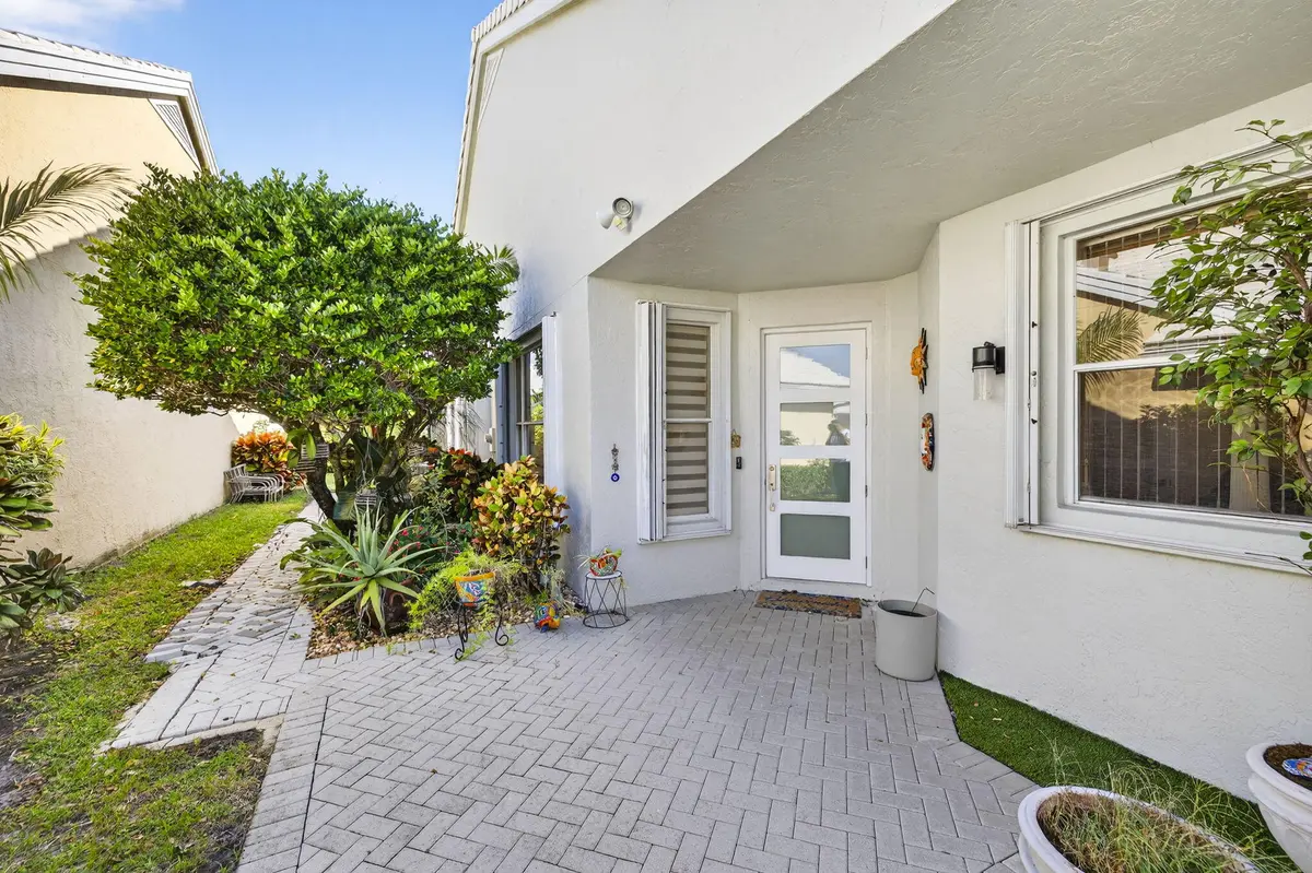 4-web-or-mls-3W7A1761 at 8337 Horseshoe Bay Road, Boynton Beach