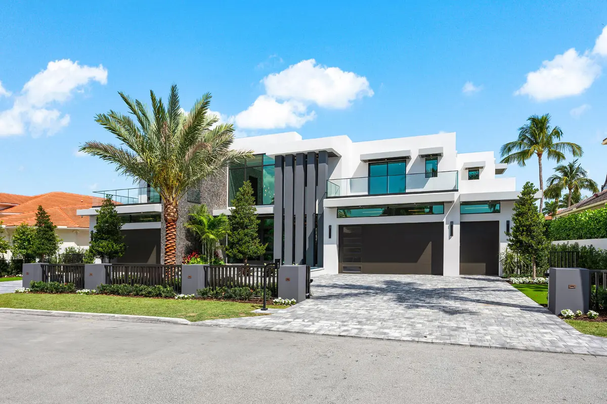 169_Coconut_Palm_Road_01 at 169 W Coconut Palm Road, Boca Raton