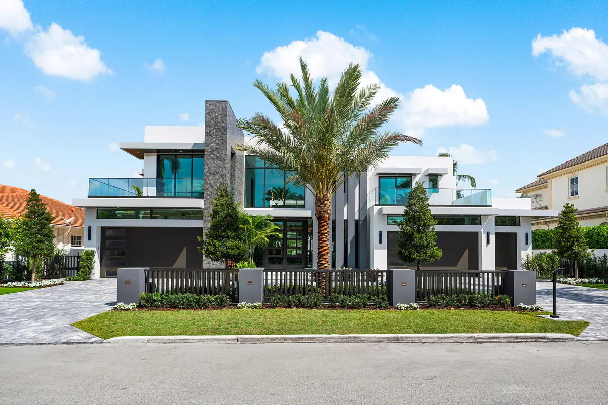 169_Coconut_Palm_Road_02 at 169 W Coconut Palm Road, Boca Raton