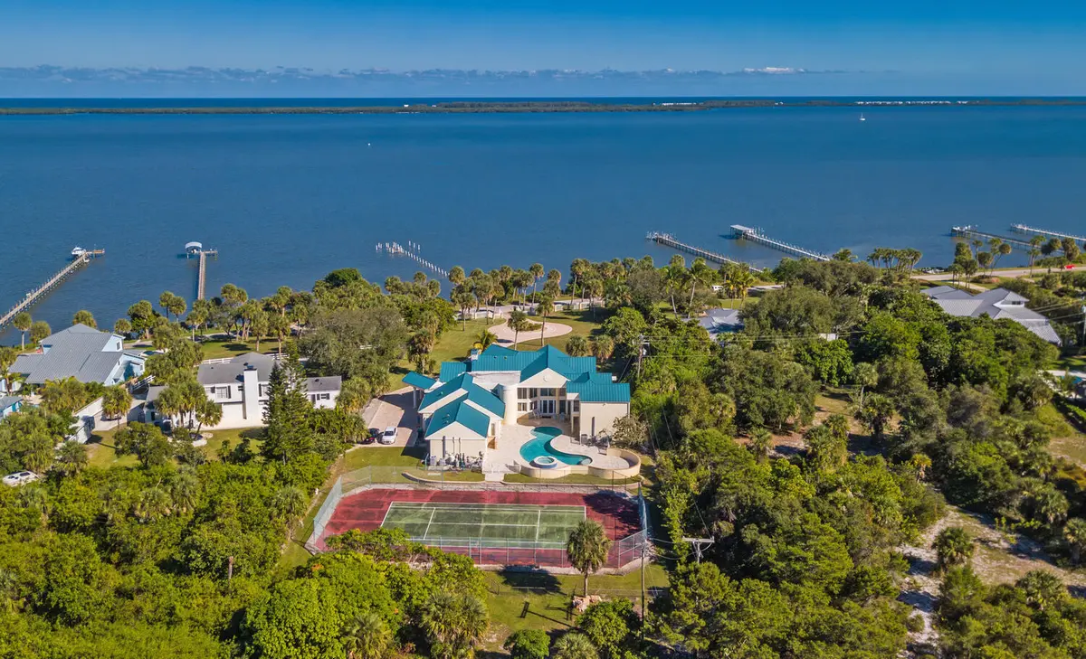 3343 S Indian River Dr Fort-large-053-00 at 3343 S Indian River Drive, Fort Pierce