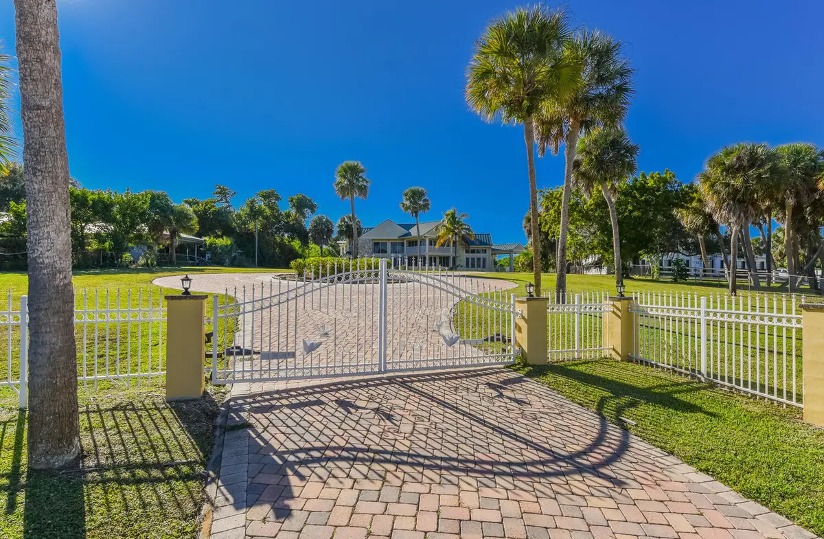 Private Gates at 3343 S Indian River Drive, Fort Pierce
