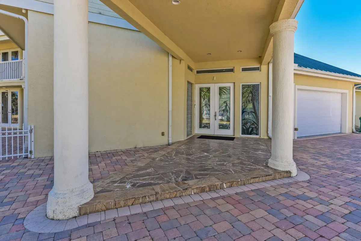 3343 S Indian River Dr Fort-large-004-02 at 3343 S Indian River Drive, Fort Pierce