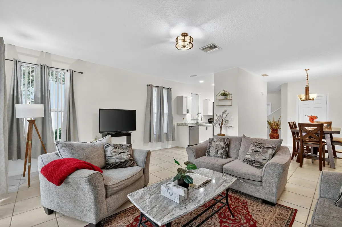 LIVING ROOM at 5210 White Oleander, West Palm Beach