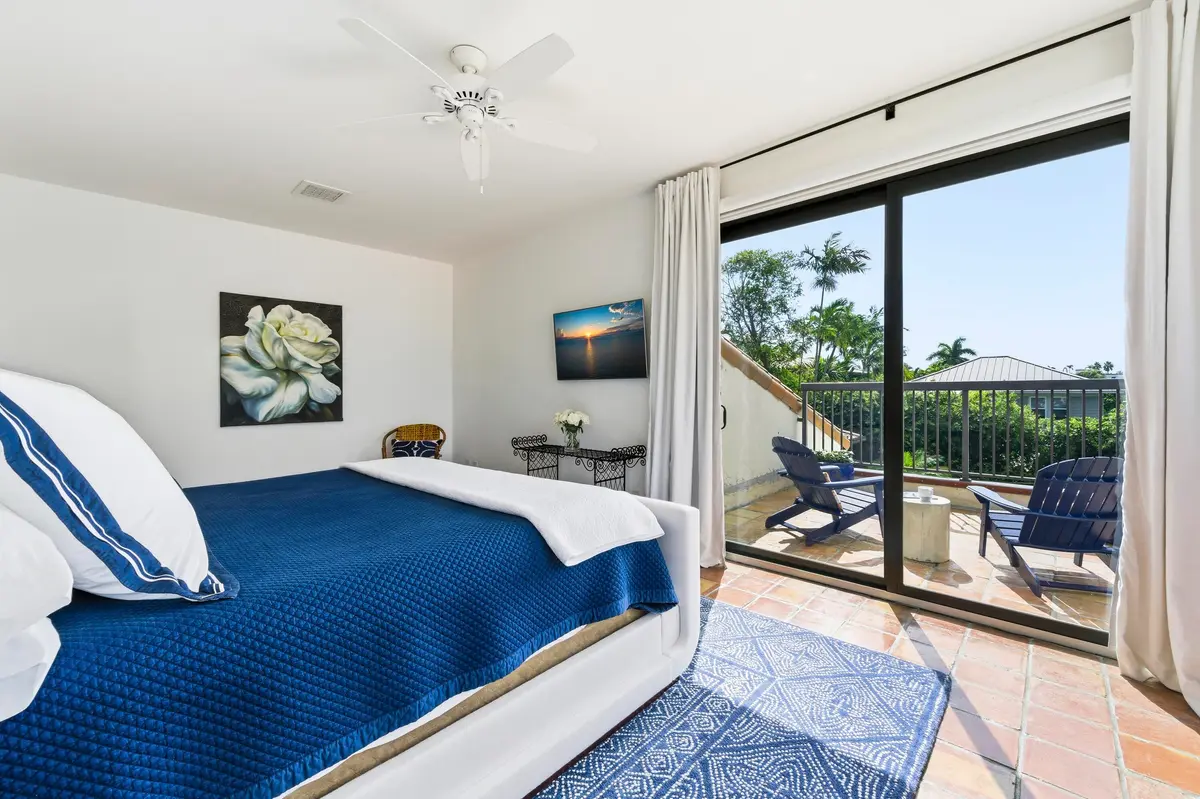 primary at 264 Everglade Avenue, Palm Beach