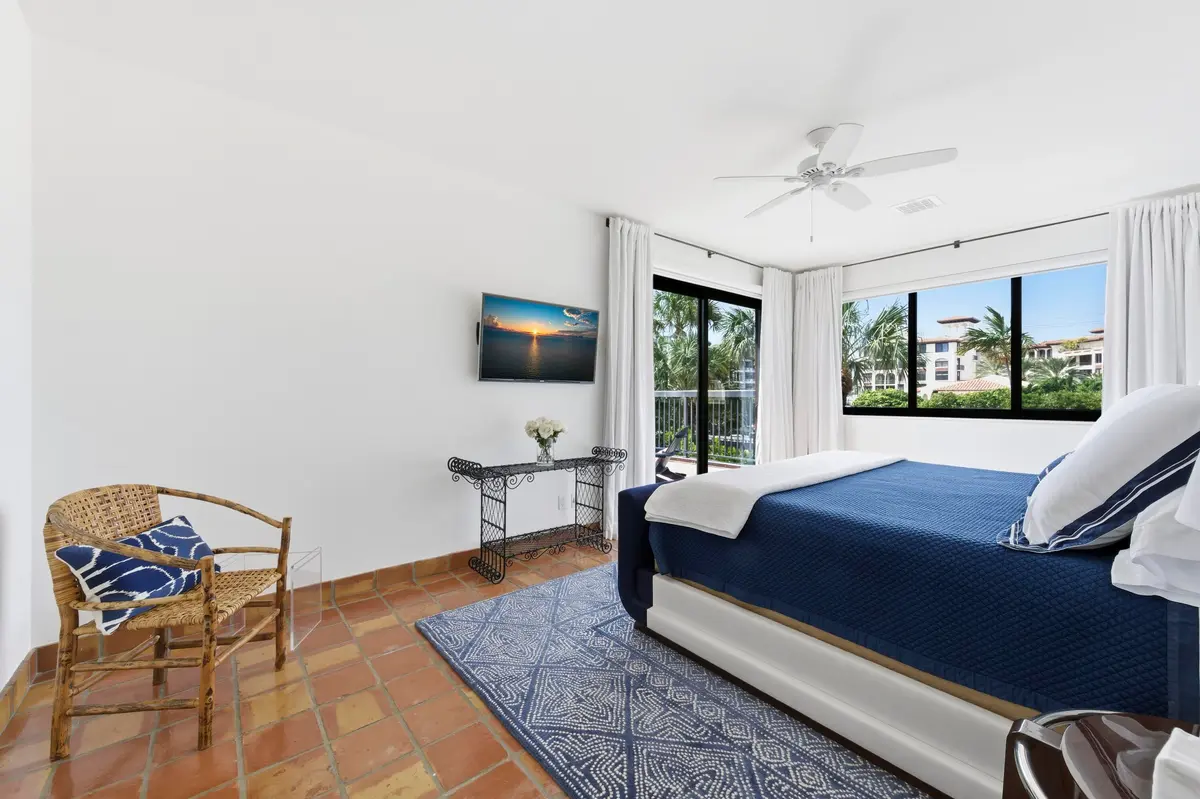 primary at 264 Everglade Avenue, Palm Beach