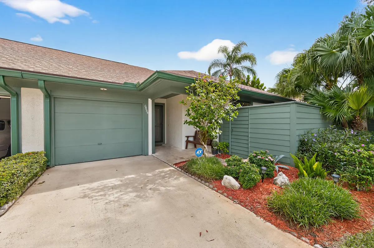 EREP-10 at 6884 SE Bunker Hill Drive, Hobe Sound