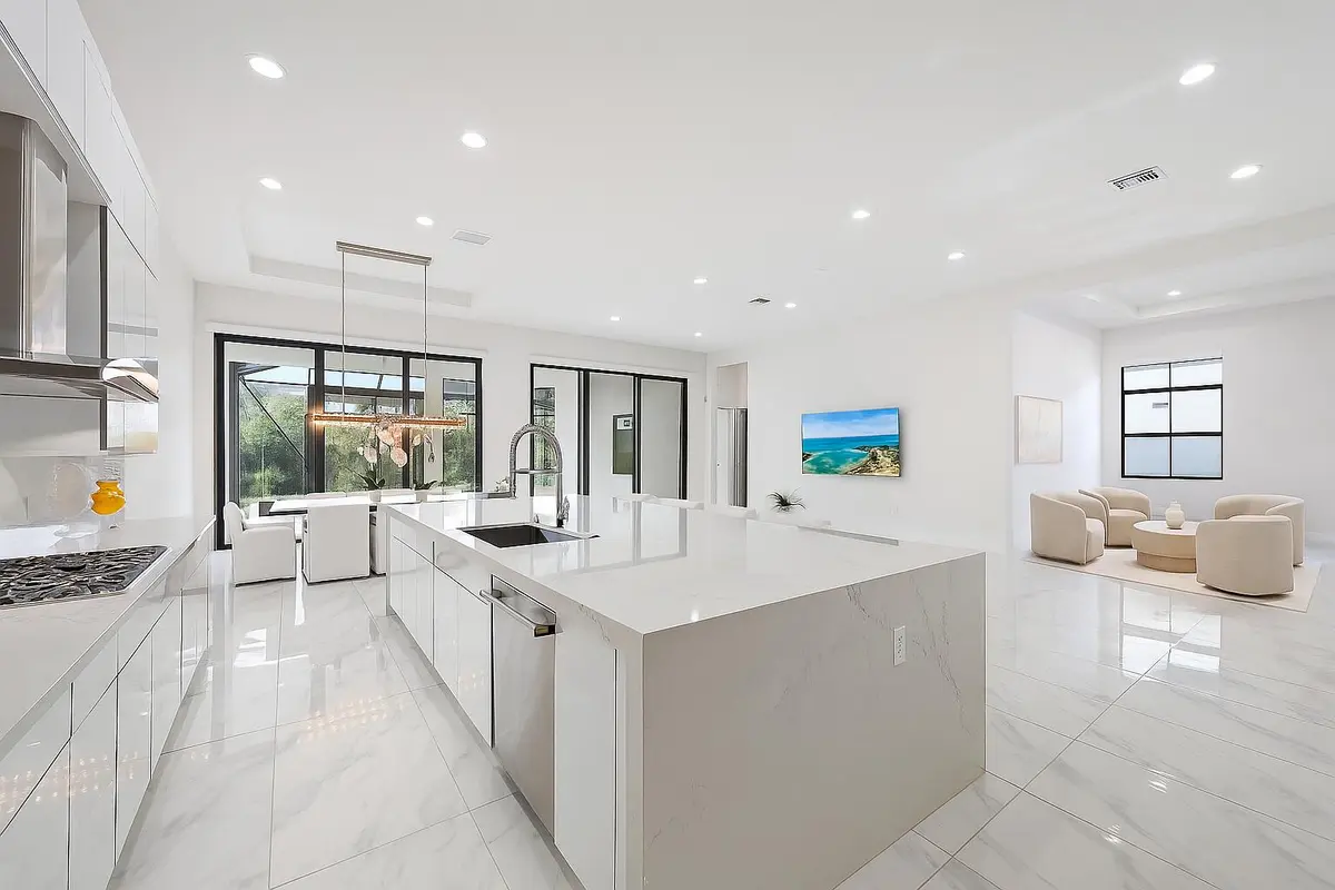 ArtistryCalderaioGarcesRealEstateliving2 at 13159 Artisan Circle, Palm Beach Gardens