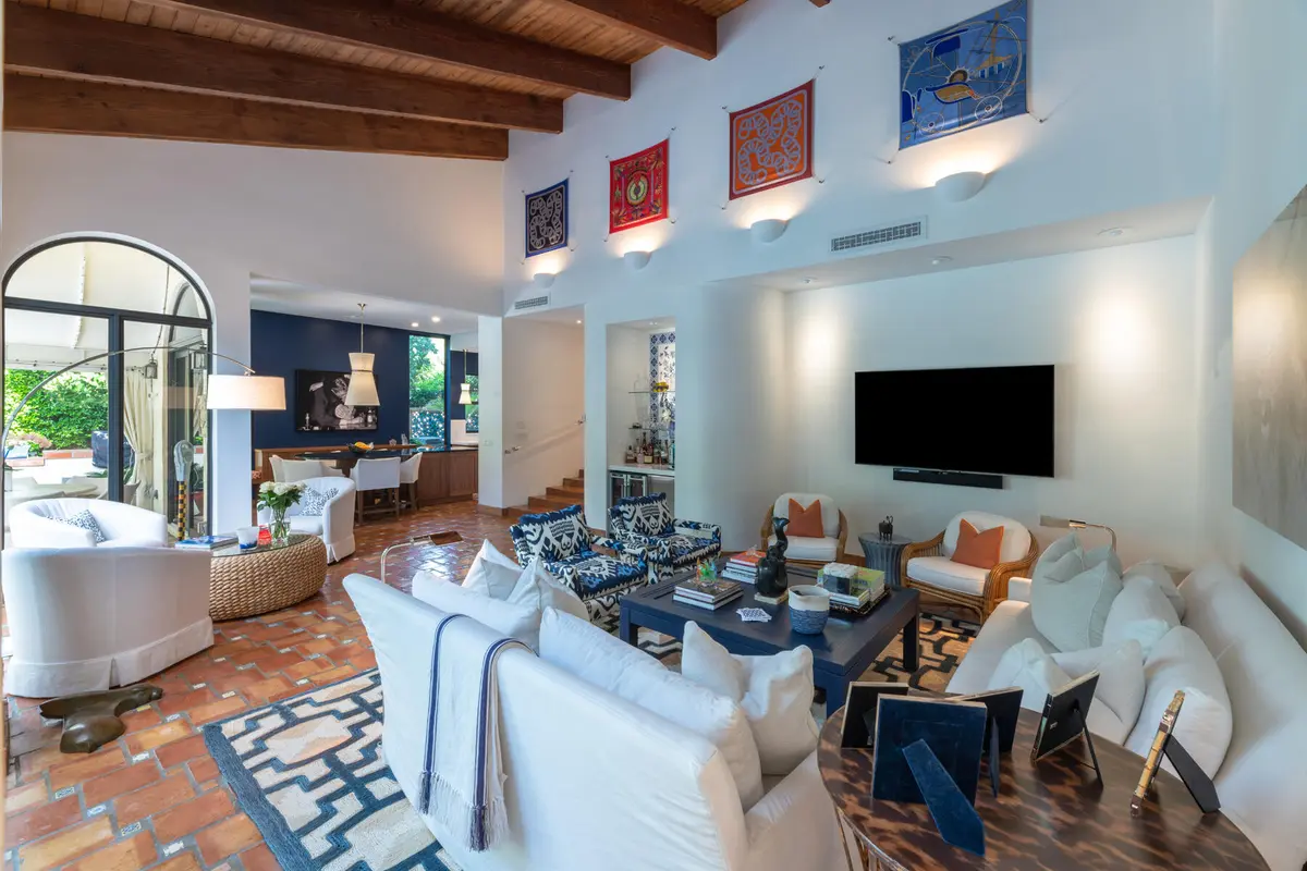 Living Room at 264 Everglade Avenue, Palm Beach