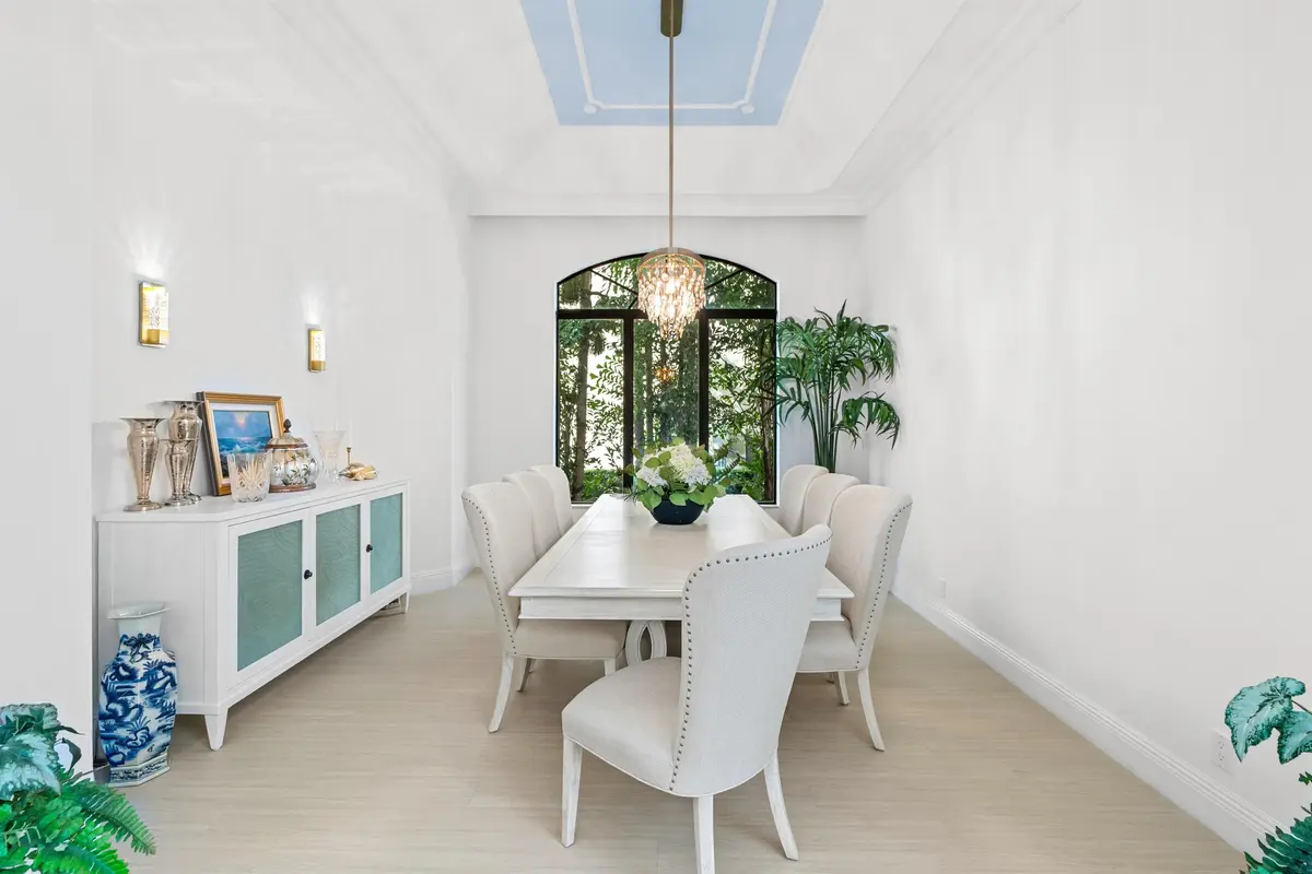 DINING_STRAIGHT_DT at 17894 Monte Vista Drive, Boca Raton