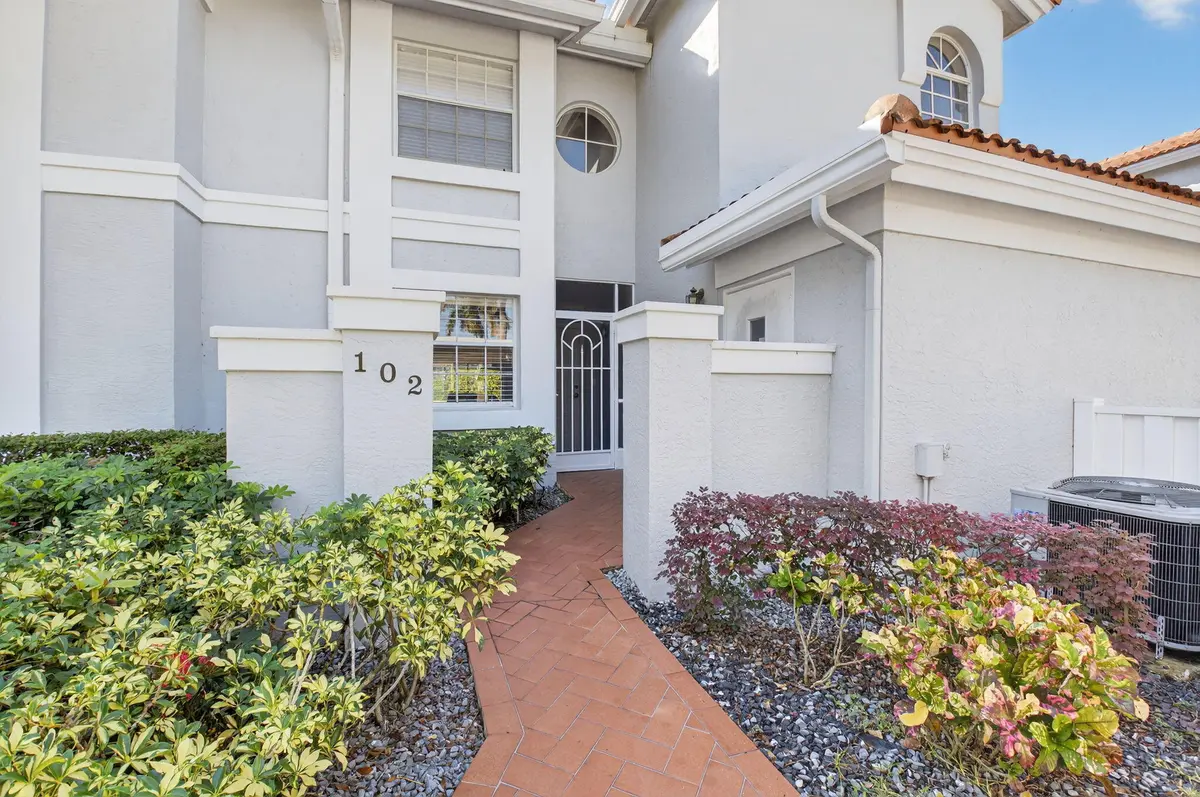 3-web-or-mls-DSC_8914 at 7342 Lake Meadow Way 102, Boynton Beach