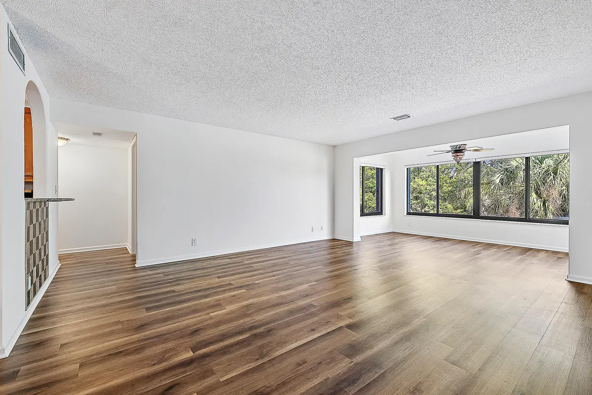 Living/Dining at 300 N Highway A1a 303g, Jupiter