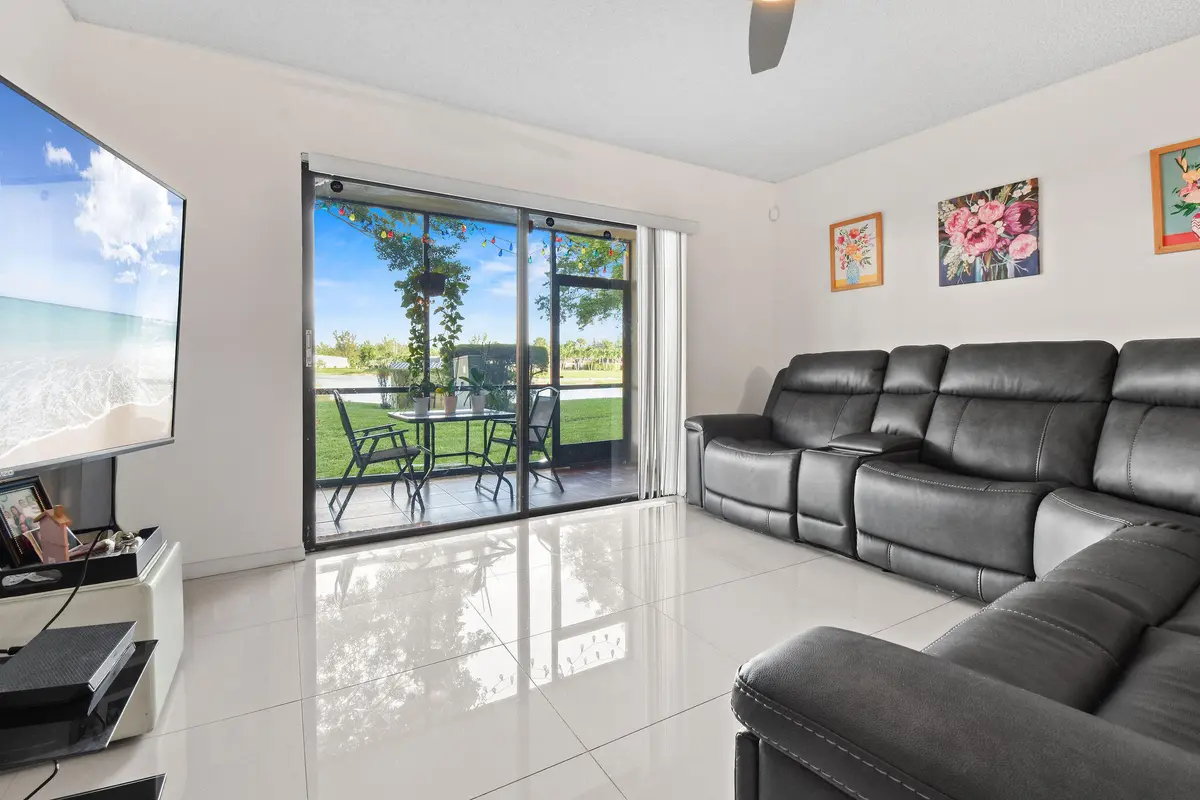 Living Room at 140 Lake Nancy Lane 112, West Palm Beach