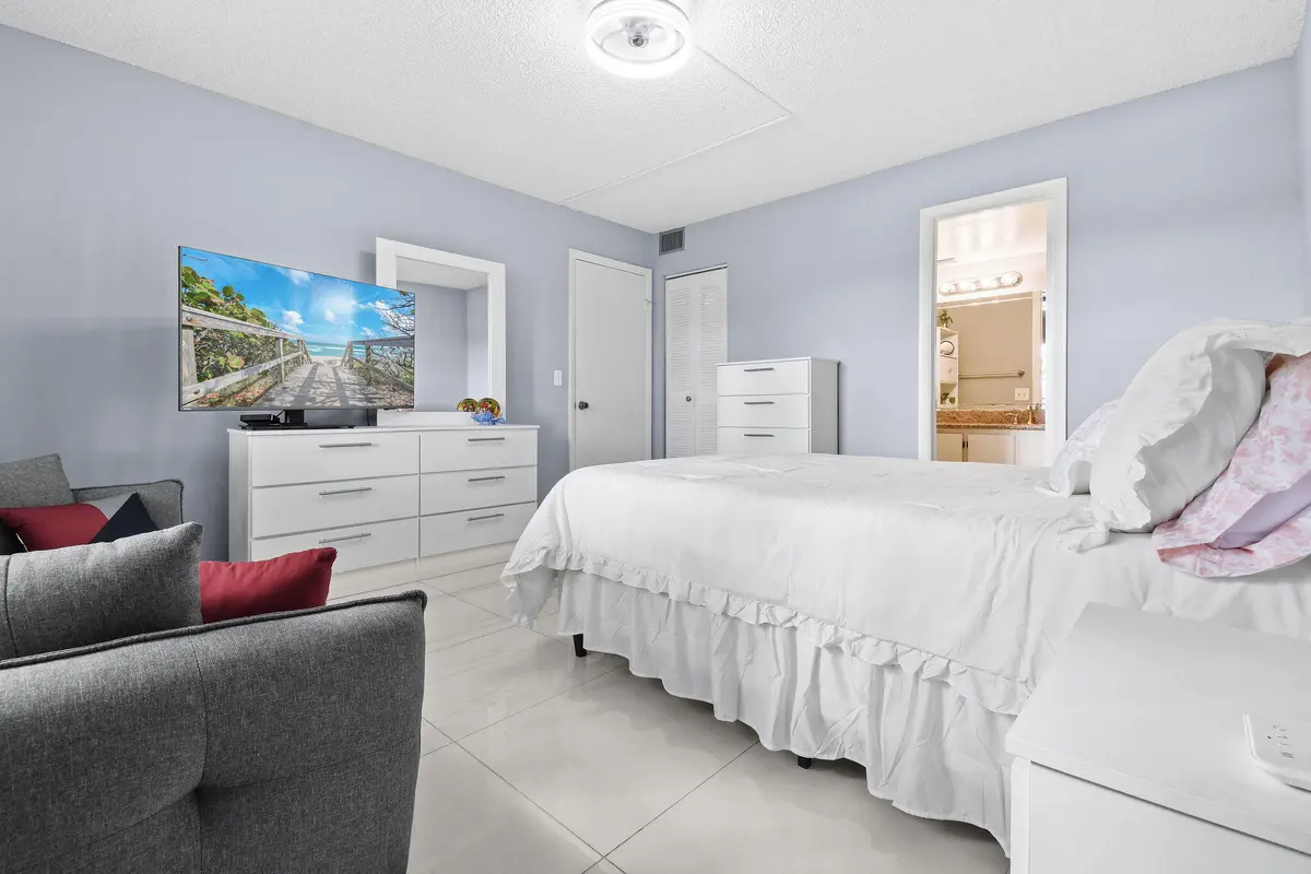 Primary Bedroom at 140 Lake Nancy Lane 112, West Palm Beach