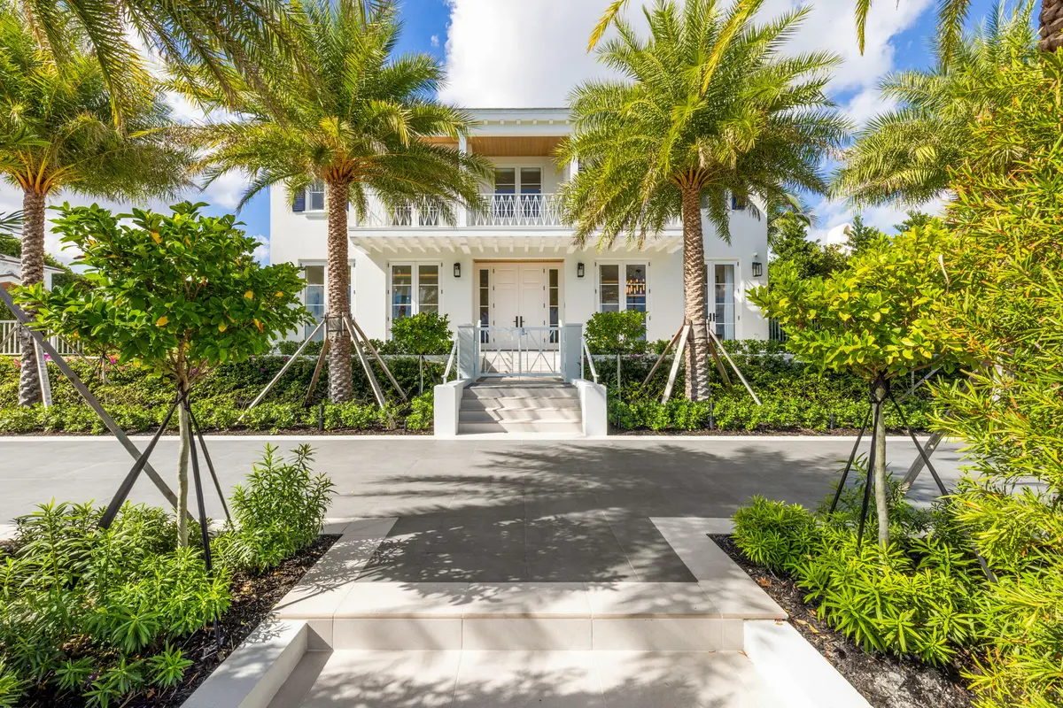 3_et6a3741 at 2415 S Flagler Drive, West Palm Beach