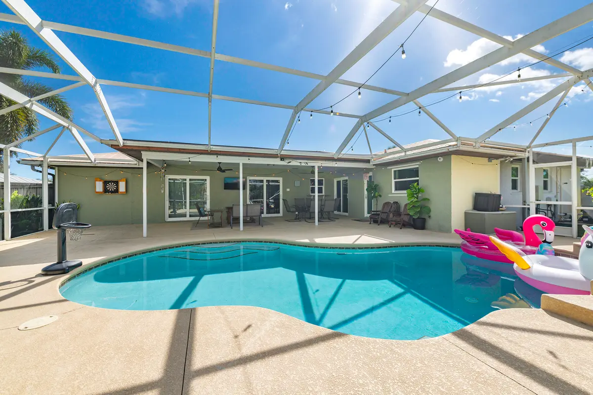 AR Media 55 copy at 762 SE River Lane, Port St. Lucie