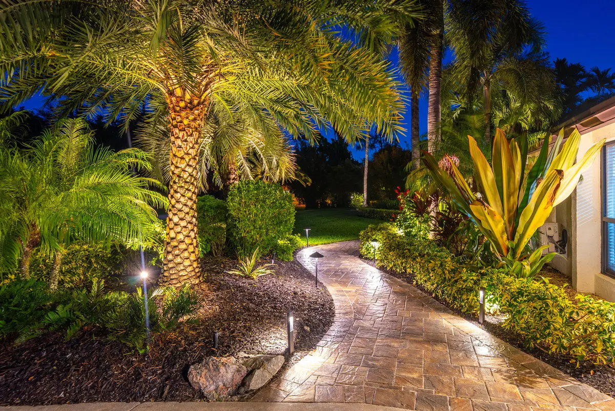 Welcome Entry at 12466 Quercus Lane, Wellington