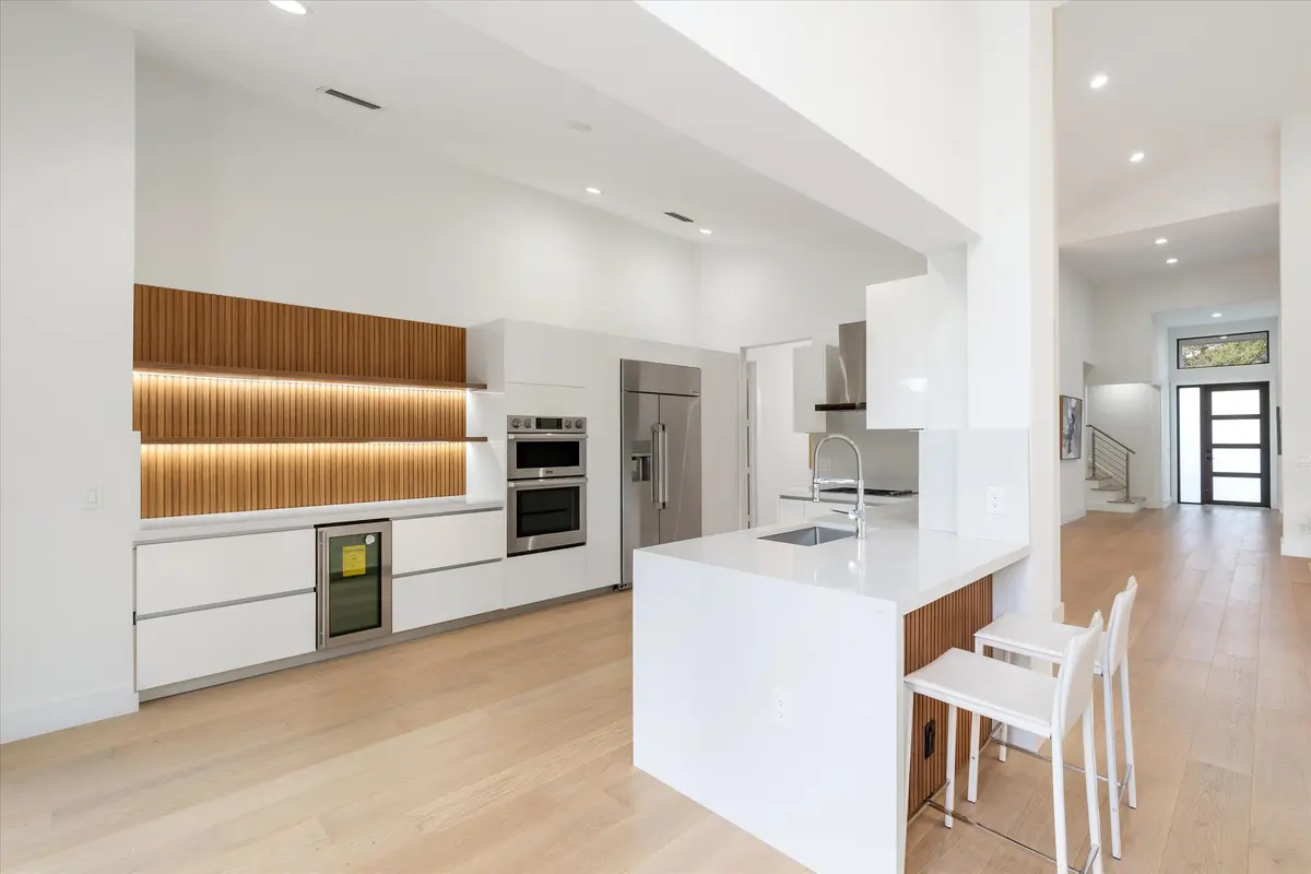 Kitchen at 13602 Verde Drive, Palm Beach Gardens