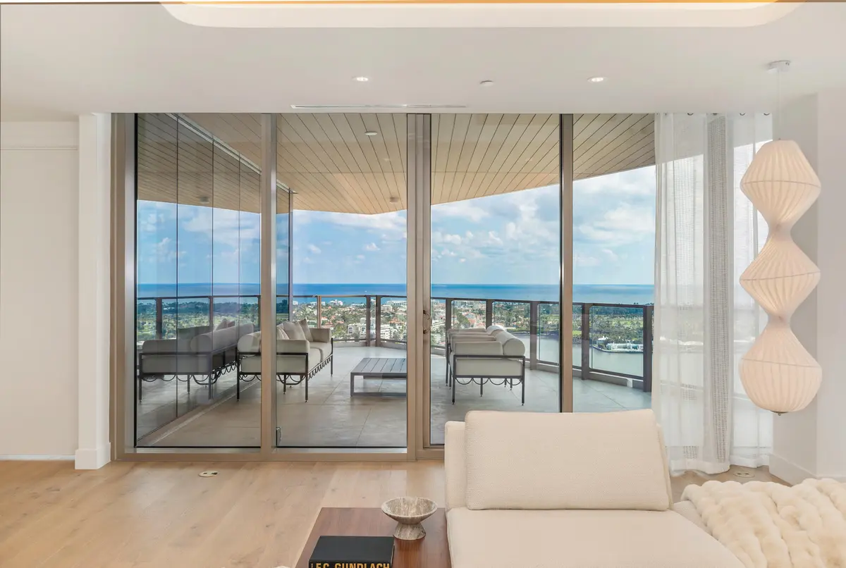 low-9 at 1333 S Flagler Drive 2202, West Palm Beach