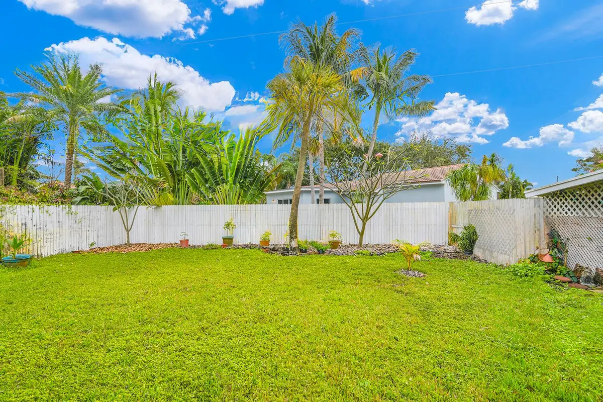 Private Fenced Yard at 3203 Palm Drive, Delray Beach