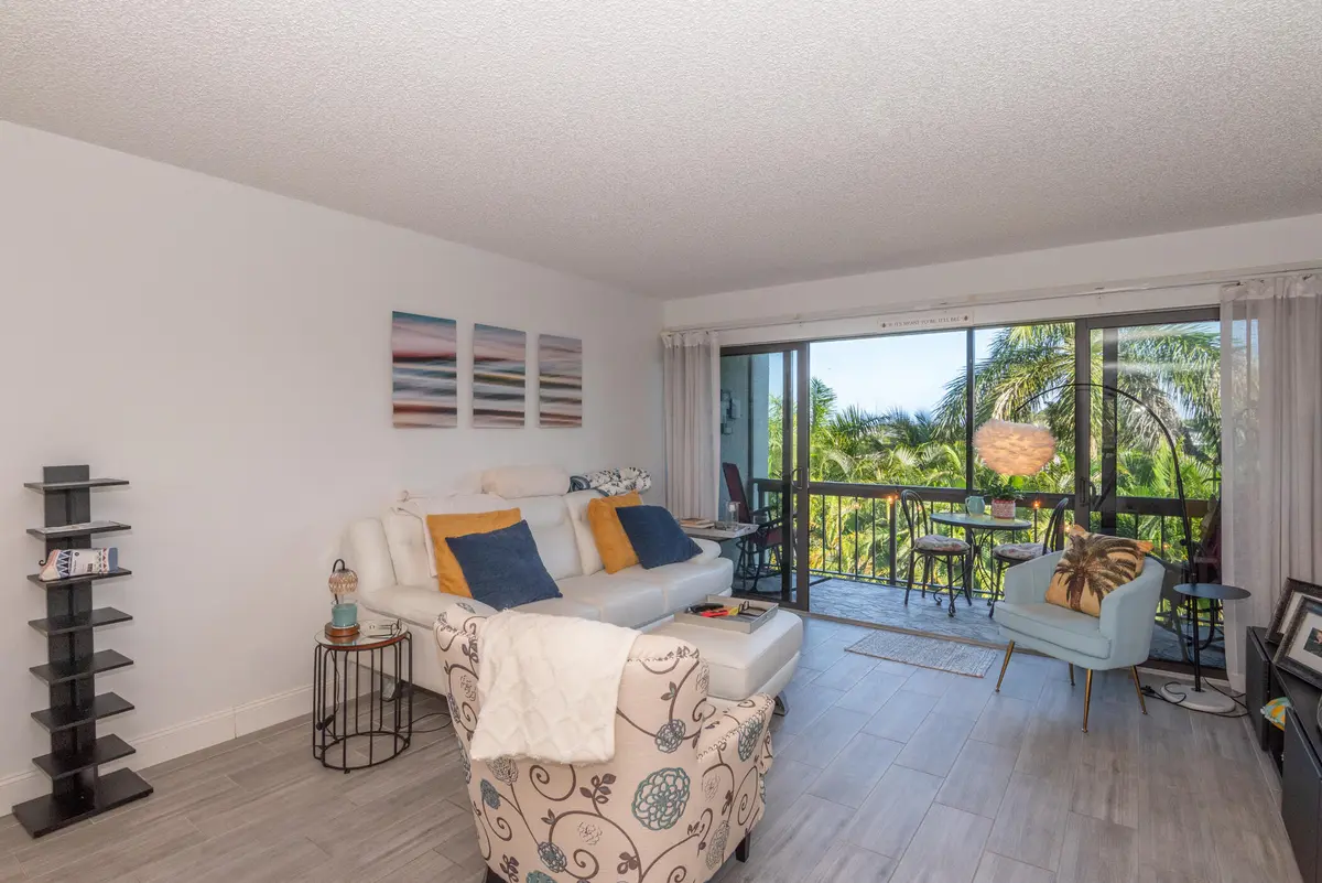 © Clark- 2550 Presidential Way 302-006 at 2550 Presidential Way 302, West Palm Beach