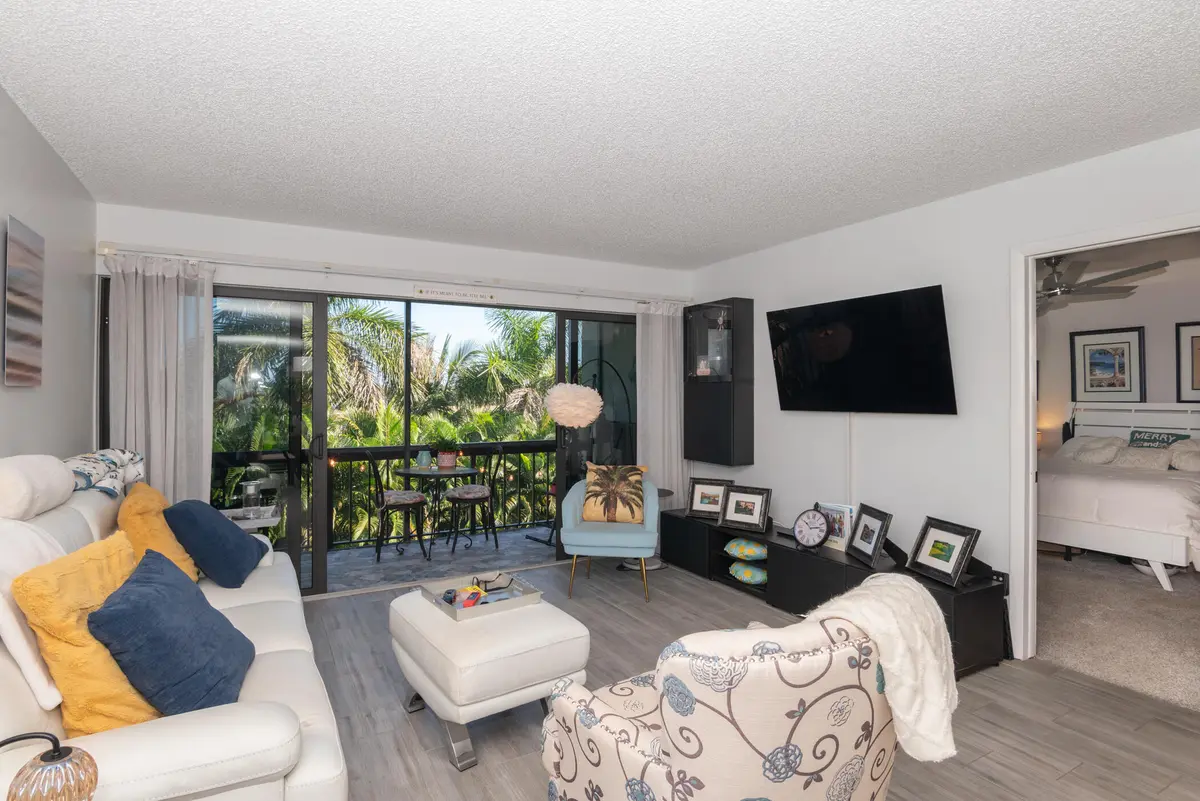 © Clark- 2550 Presidential Way 302-007 at 2550 Presidential Way 302, West Palm Beach