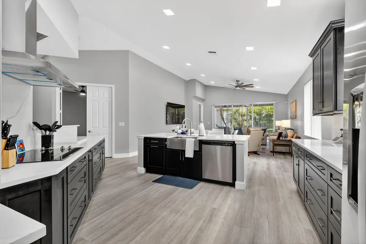 50-web-or-mls-_82A9491 at 8070 Bellafiore Way, Boynton Beach
