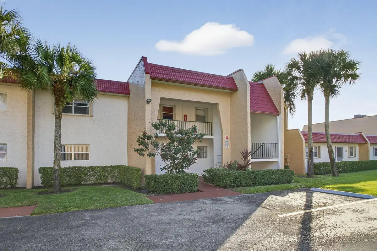 4-web-or-mls-BS1A4702 at 148 Lake Carol Drive, West Palm Beach