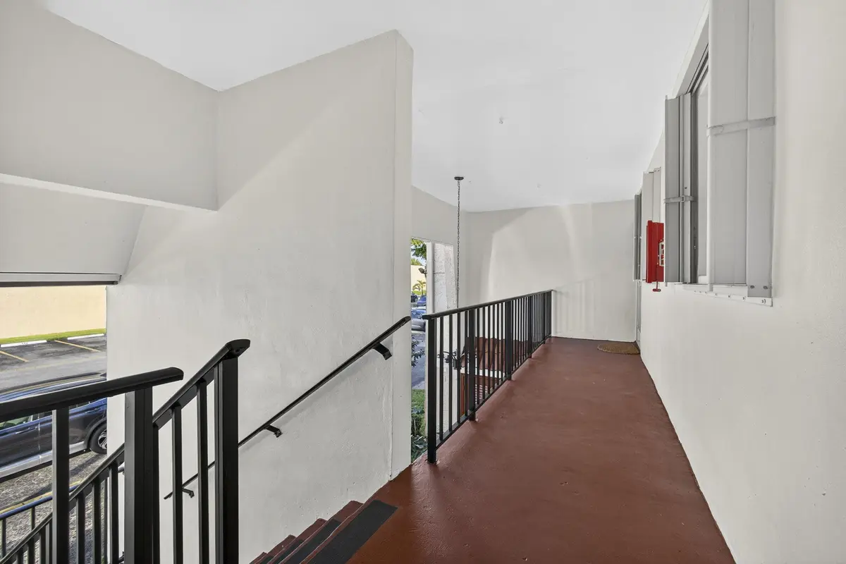 7-web-or-mls-BS1A4684 at 148 Lake Carol Drive, West Palm Beach