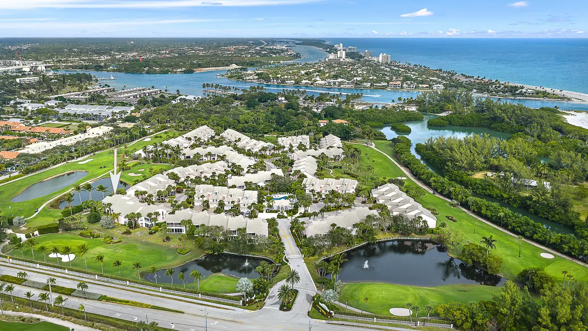 Aerial at 2608 Fairway Drive, Jupiter