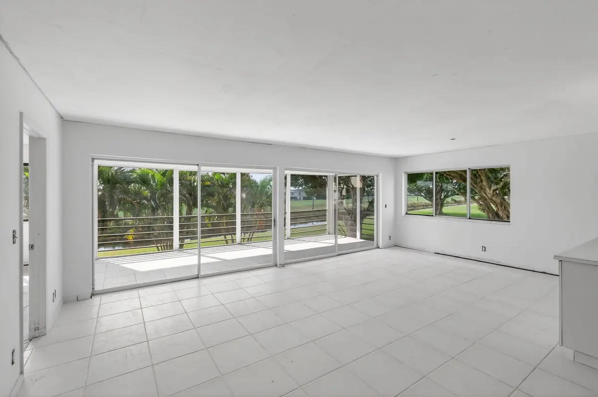 18-web-or-mls-DSC_4910 at 5771 Fairway Park Court 205, Boynton Beach