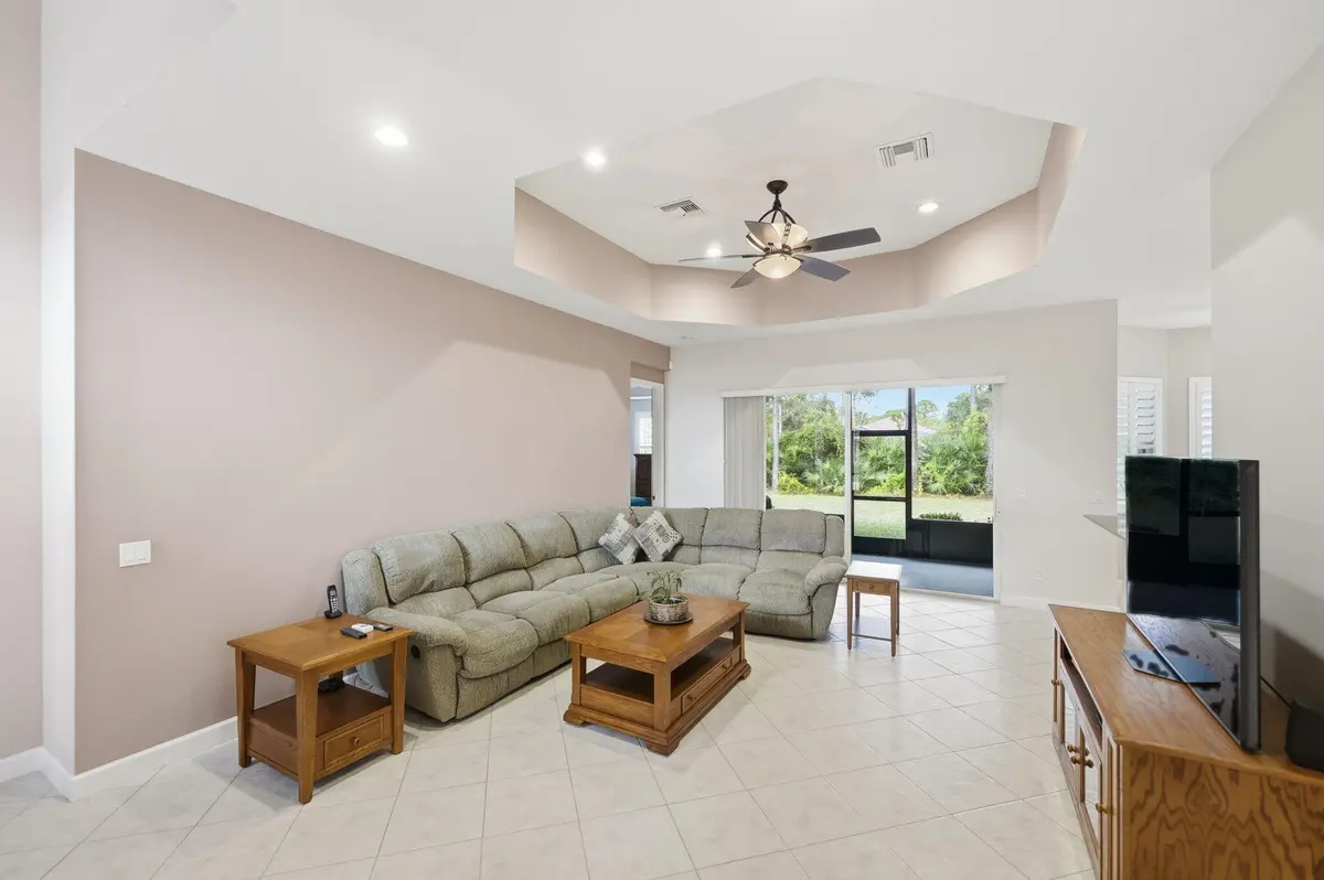 28-web-or-mls-7233-maidstone-dr at 7233 Maidstone Drive, Port St. Lucie