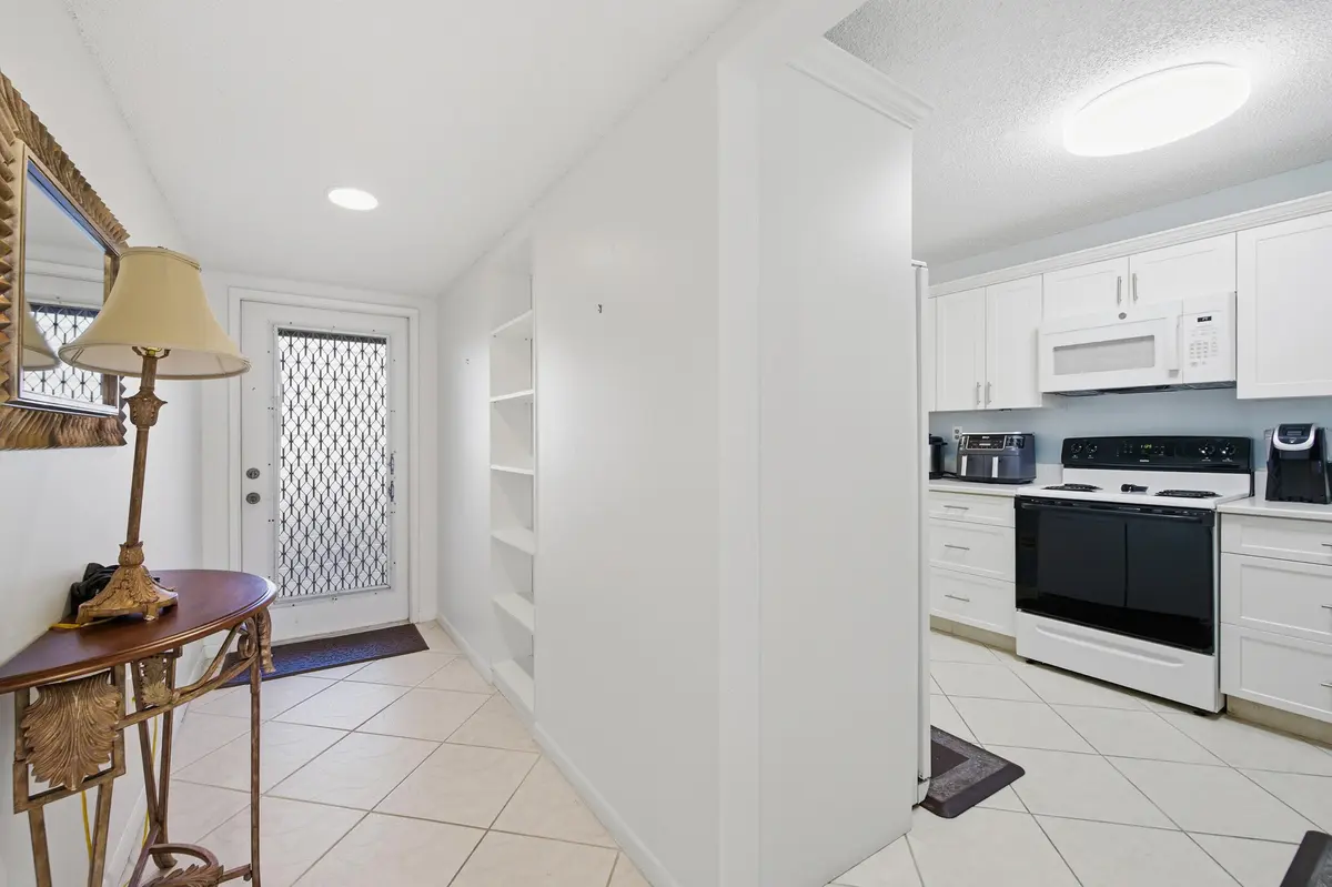 _d4s2825 at 15324 Lakes Of Delray Boulevard 105, Delray Beach