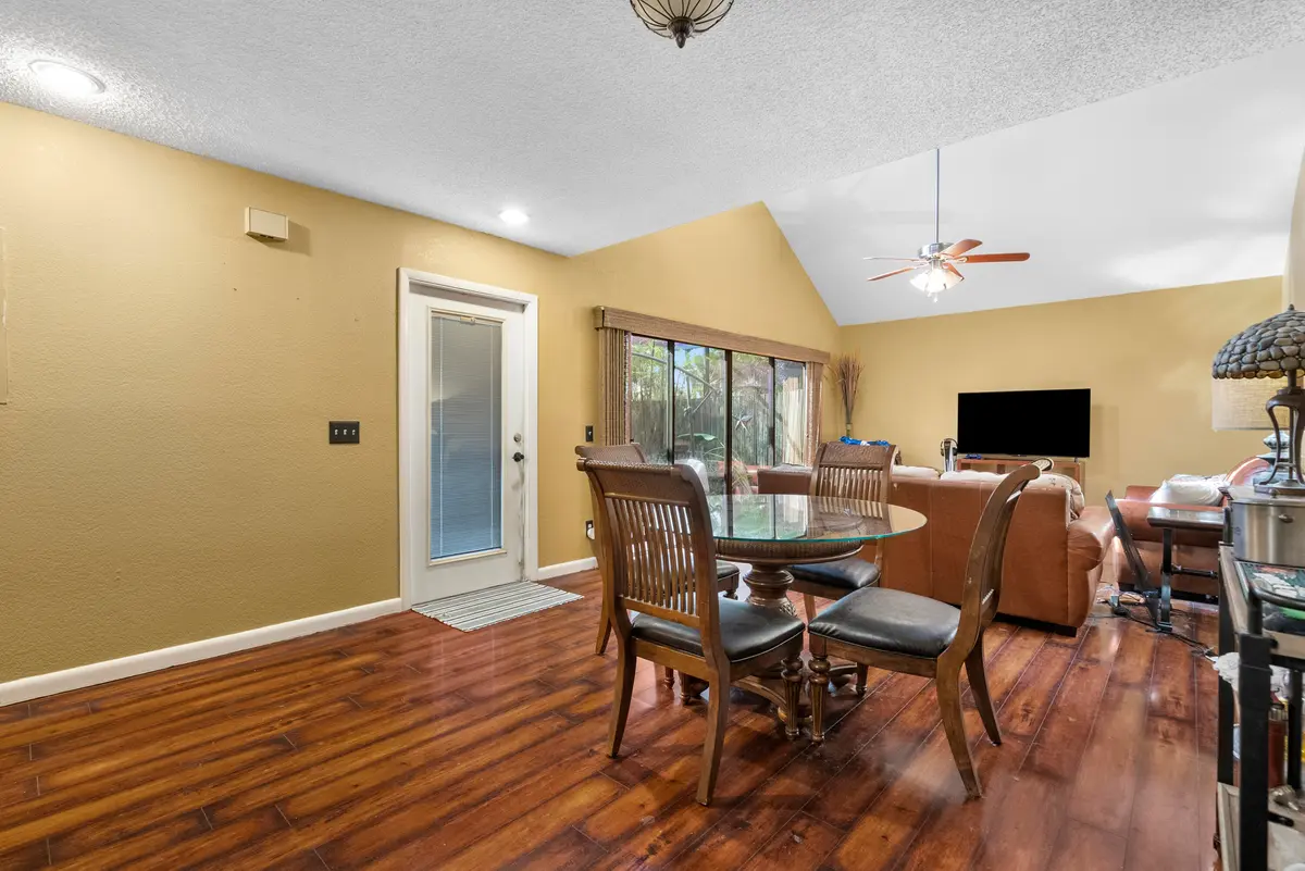 DSC06519 at 1100 SE Mitchell Avenue 101, Port St. Lucie