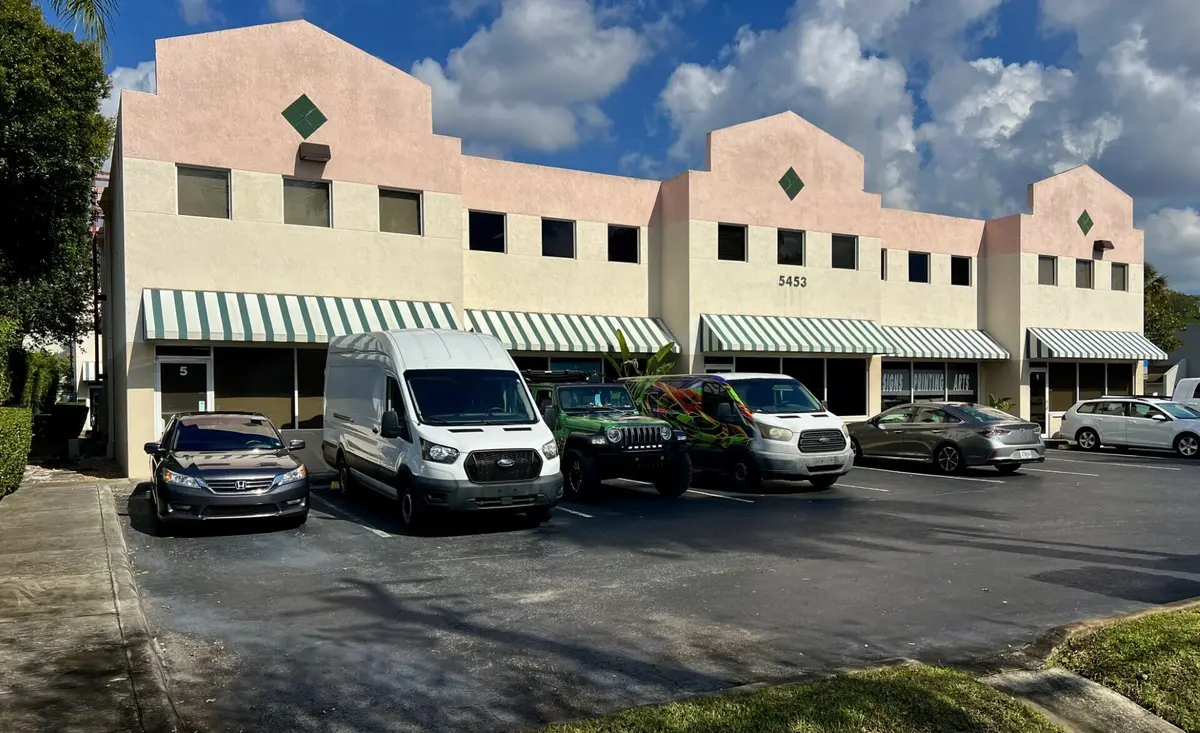 5453 NW 24 Street 5, Margate, FL – industrial property photo 1