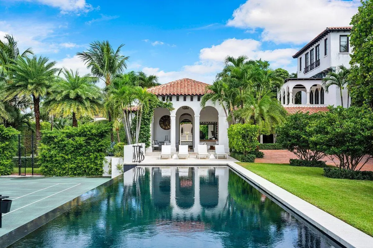 Pool at 12 Lagomar Road, Palm Beach