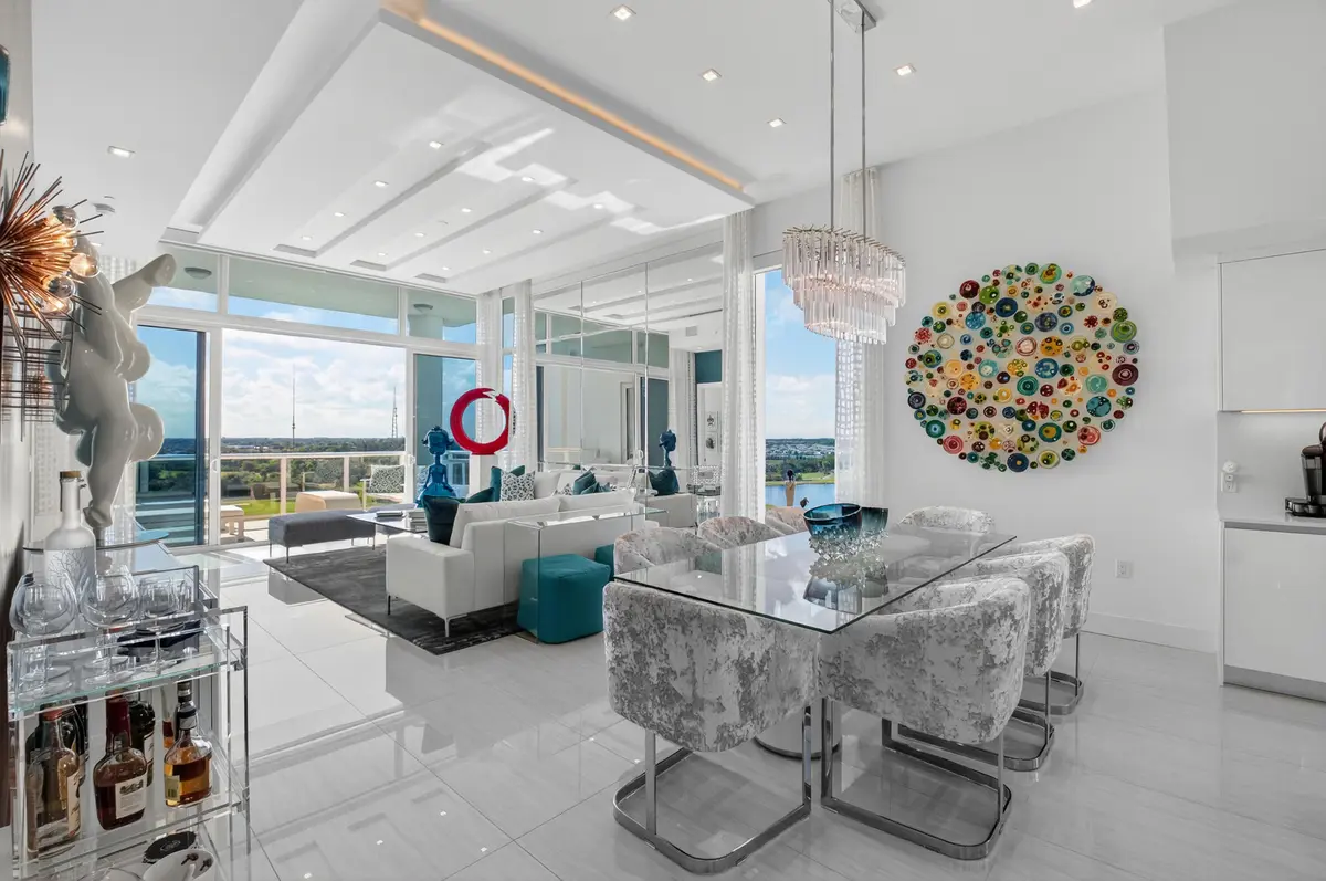 Great Room at 20155 Boca West Drive Ph-b904, Boca Raton