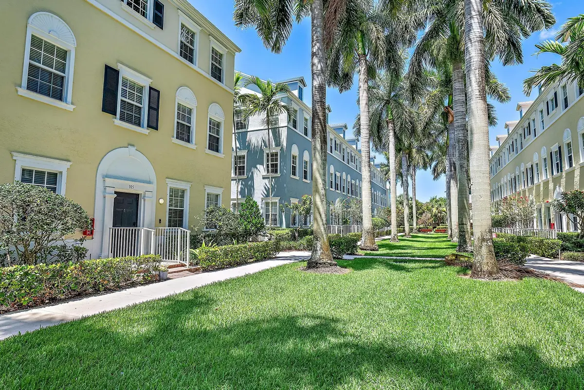 Front Entrance at 107 Pond Apple Lane 105, Jupiter