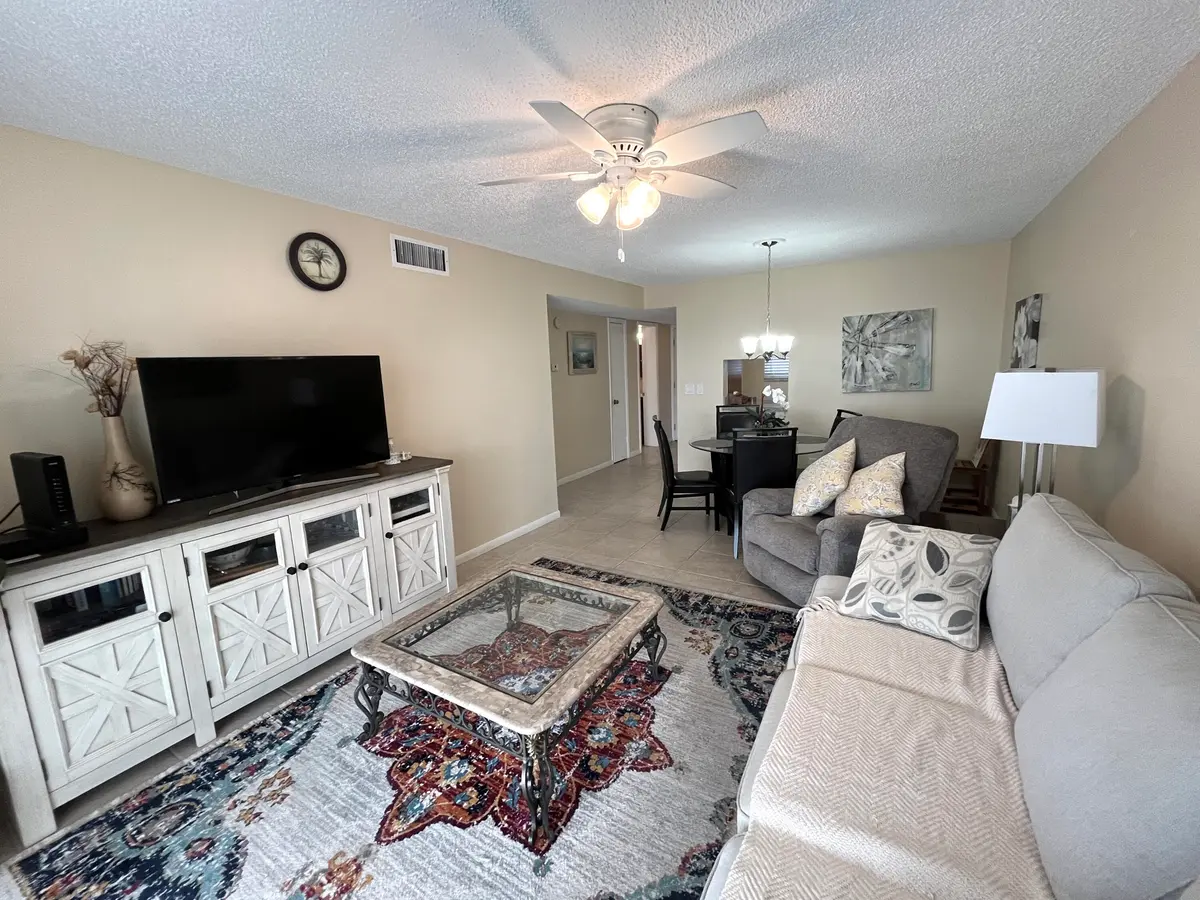 Classic living area at 330 NE 26th Avenue 406, Boynton Beach