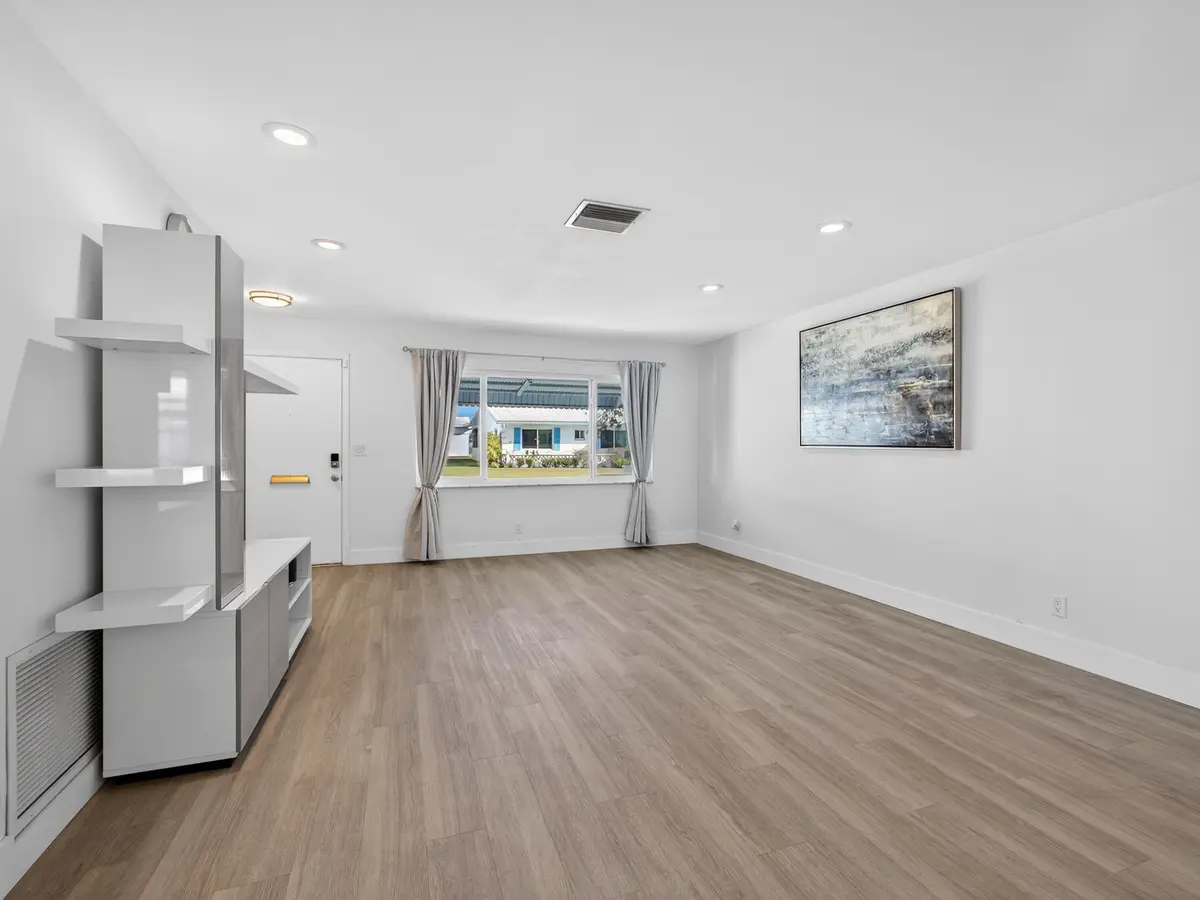 Living Dining at 2003 SW 17th Street, Boynton Beach