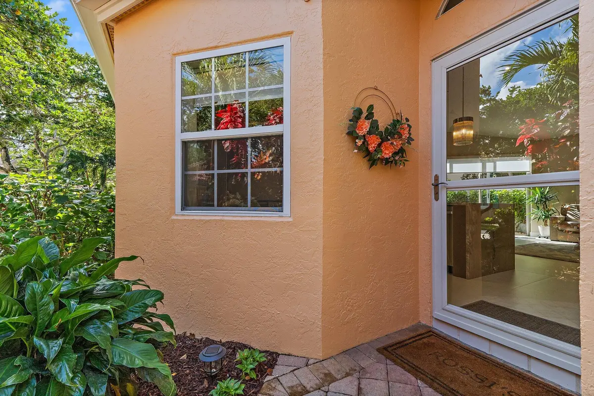 008-45ViaVerona-PalmBeachGardens-SMALL at 45 Via Verona, Palm Beach Gardens