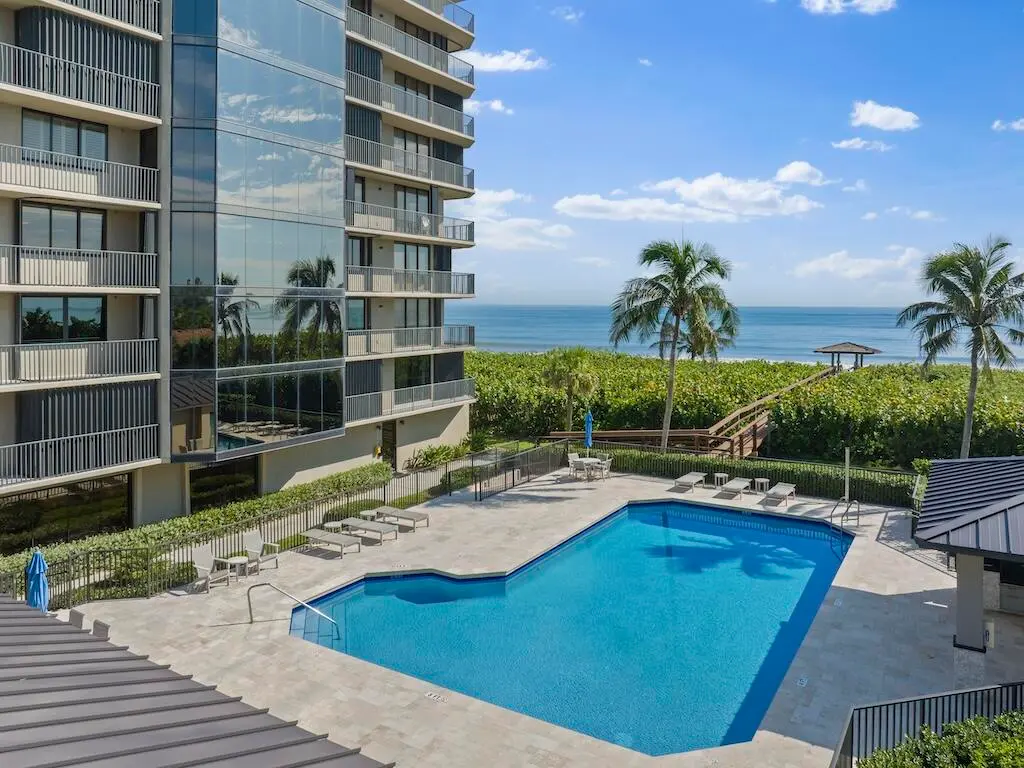 VISIONS 502 at 4000 N Highway A1a 502, Hutchinson Island