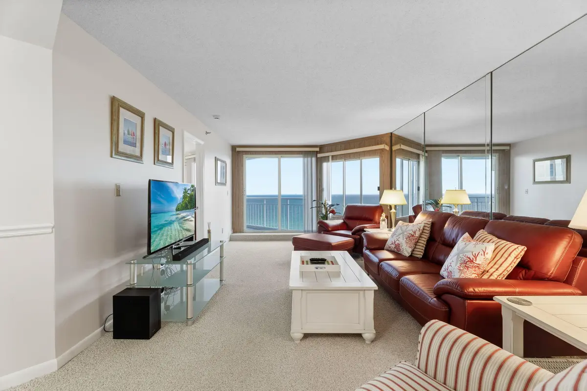 8-web-or-mls-SMG05109 at 3870 N Highway A1a 604, Fort Pierce
