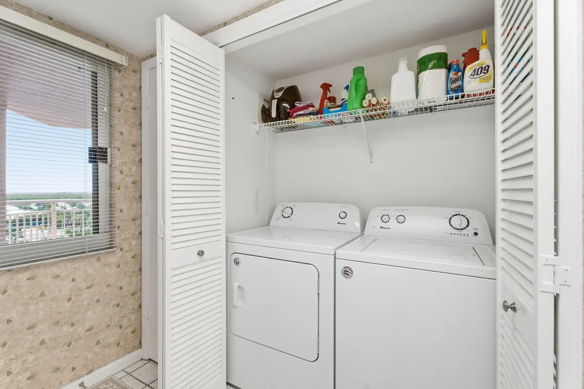 22-web-or-mls-SMG05193(1) at 3870 N Highway A1a 604, Fort Pierce