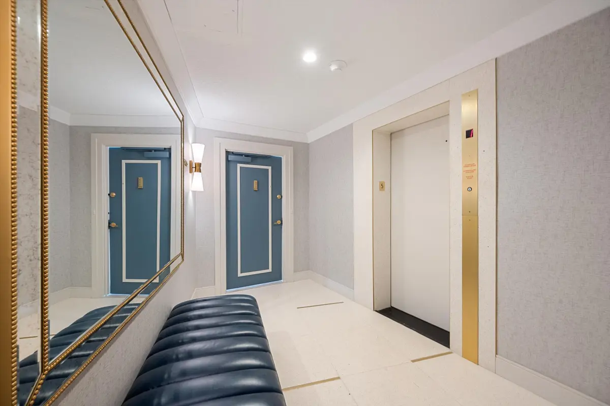Entry at 44 Cocoanut Row 514a, Palm Beach