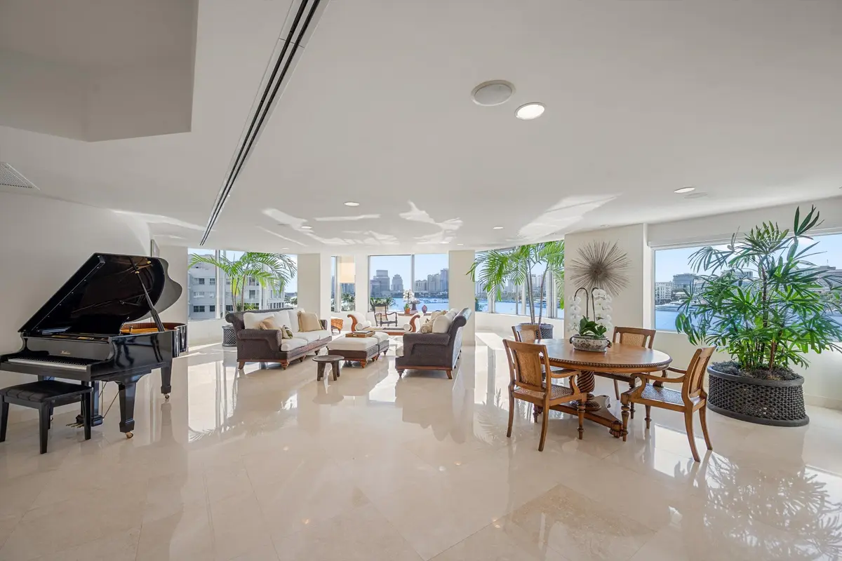 Main Living/Dining at 44 Cocoanut Row 514a, Palm Beach