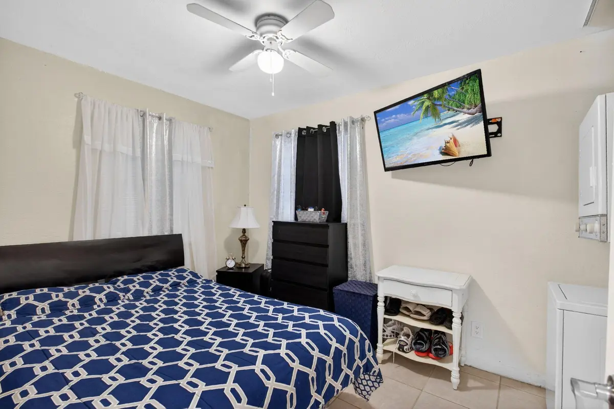 19-web-or-mls-19-print-320A1359 at 621 50th Street, West Palm Beach